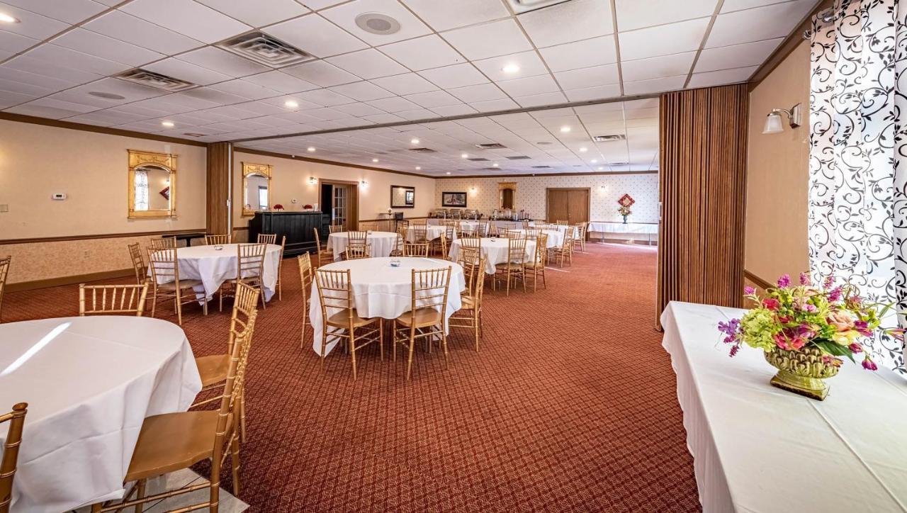 Hotel Magnuson Grand Harrisburg à New Cumberland Extérieur photo