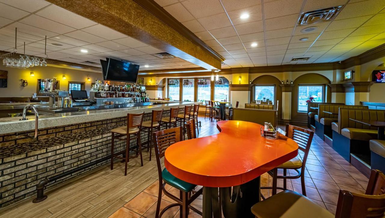 Hotel Magnuson Grand Harrisburg à New Cumberland Extérieur photo