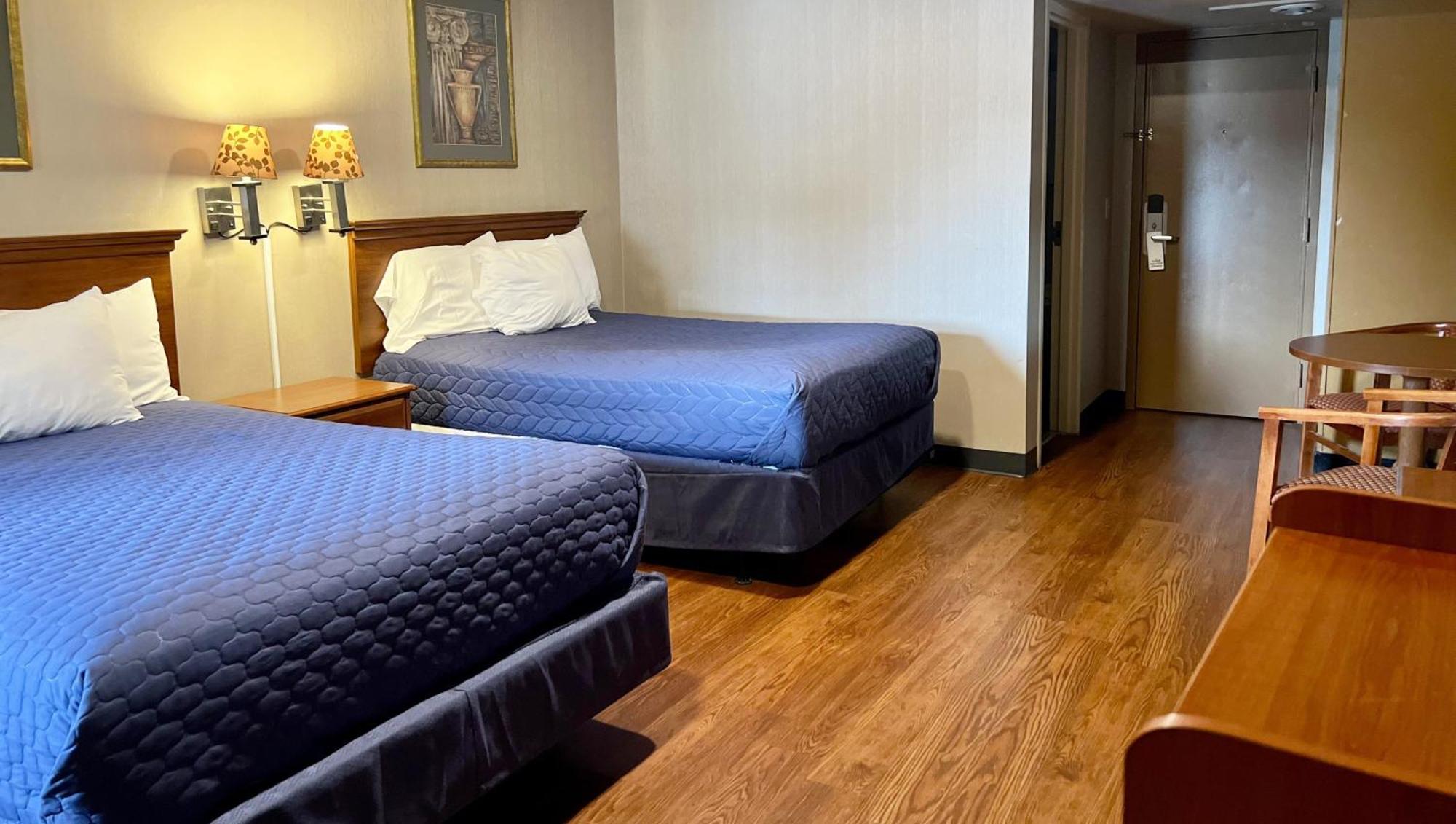 Hotel Magnuson Grand Harrisburg à New Cumberland Extérieur photo